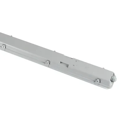 2019 IP65 600mm 20W LED Tri-Proof Light with PC Clips
