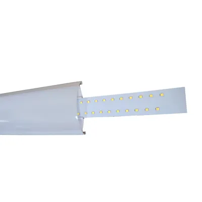 Model Fb01A IP20 100lm/W PC Water-Proof LED Batten Light with EMC